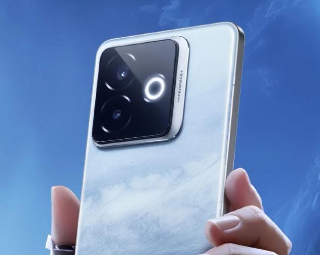 Realme GT 7 Pro Racing Edition с процессором Snapdragon 8 Elite и аккумулятором на 6500 мА·ч поступит в продажу 13 февраля