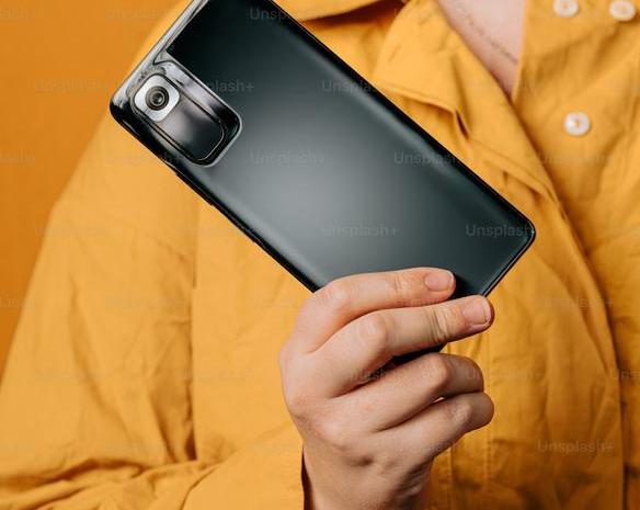 Samsung готовится к выпуску новых складных смартфонов: Galaxy Z Flip 6 и Galaxy Z Fold 6