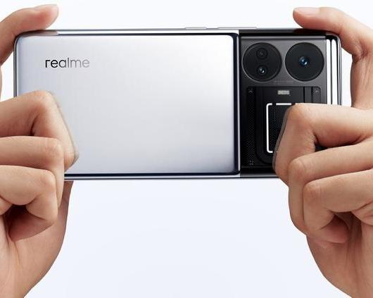 Realme GT5 Pro получит яркий дисплей с пиковой яркостью 3 000 нит